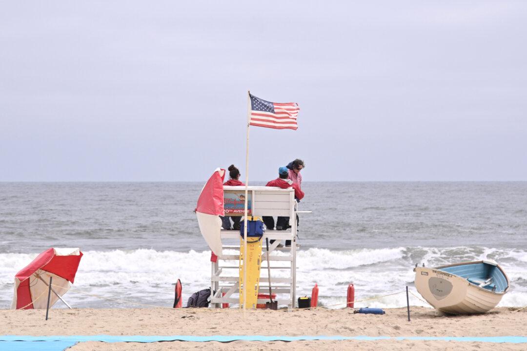 Heroic Man Saves Drowning Woman, 20, at Jersey Shore: ‘I Thank God That He Put Me There’