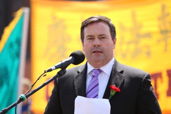 Then-federal Employment Minister Jason Kenney, now the premier of Alberta, speaks at a Falun Dafa event in Ottawa on May 7, 2014. (The Epoch Times)