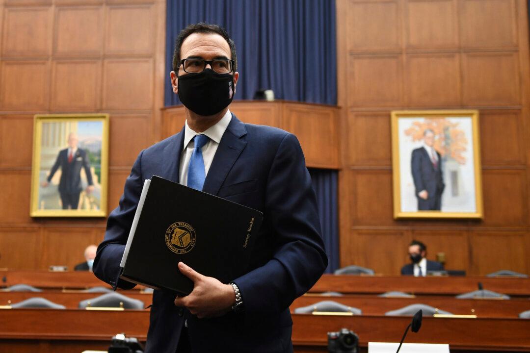 Mnuchin Urges Swift Aid Bill; Former Fed Chairs Want Bigger Deal