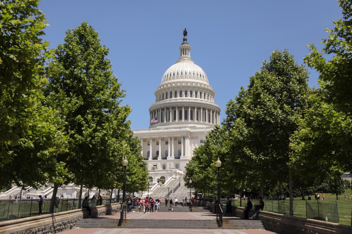 House Democrats Dominate Top 50 Spenders on Staff Salaries