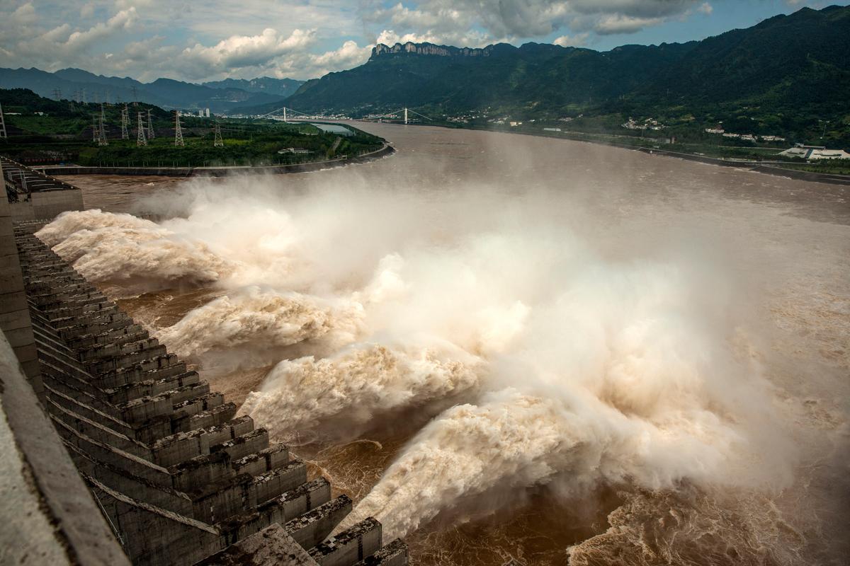 All 3 of China’s Main Rivers Flooded, With Millions Living in Danger Zones