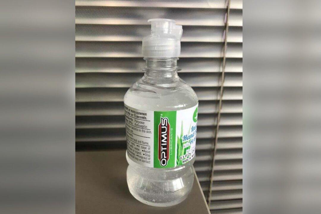 Mexican Company Recalls Instant Hand Sanitizer Products Due to Potential Methanol