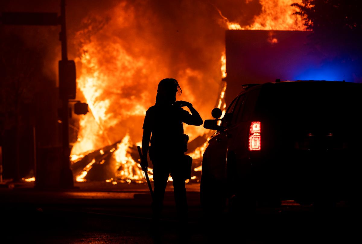 Critical Theory Versus Authority: Addressing Polarization in a Time of Crisis
