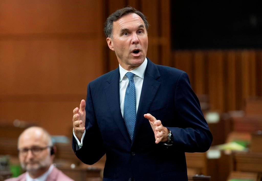 Former Liberal Finance Minister Morneau Criticizes New Budget as Being a Threat to Investment