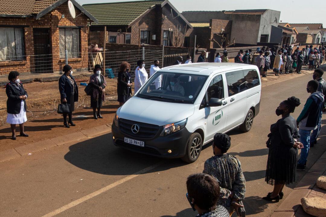South Africa’s Excess Deaths Surge as Virus Spreads Like ‘Wildfire’