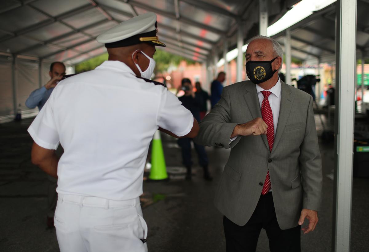 2 Florida Mayors Recommend Wearing Masks at Home