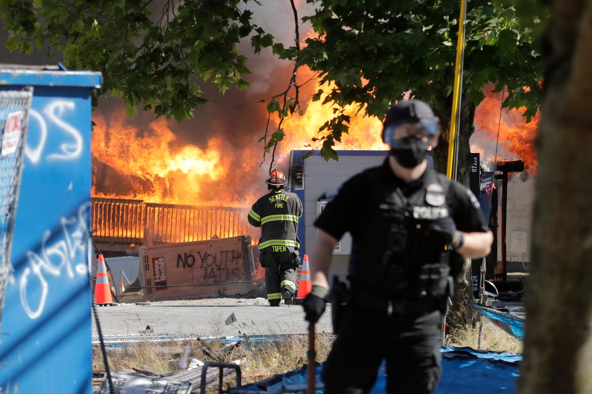 47 Arrested During Seattle Rioting; 59 Police Officers Injured