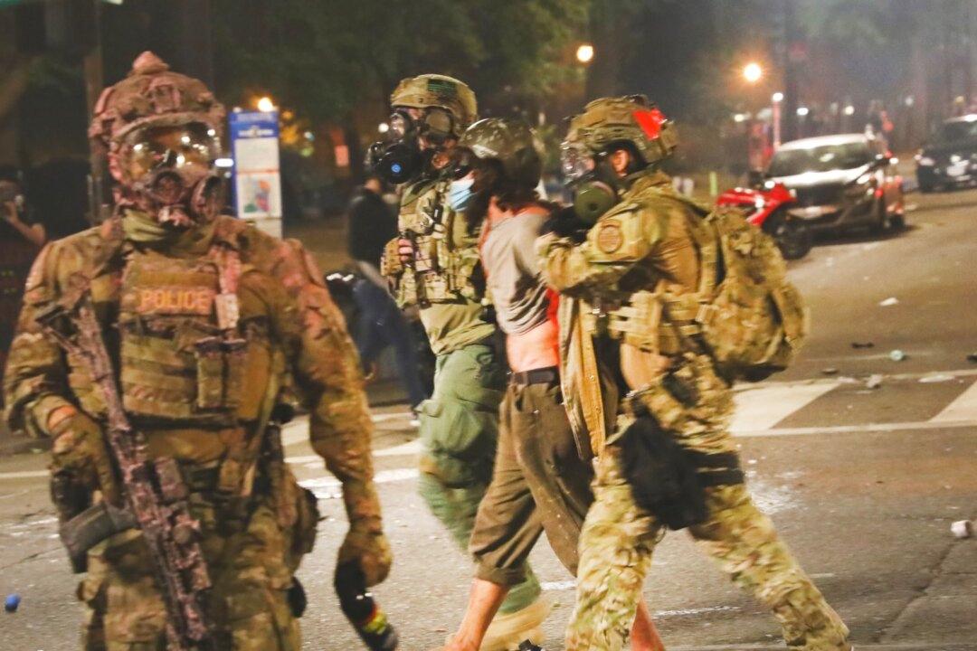 Portland Police Arrest 2 Suspects After Reported Shooting Near Courthouse