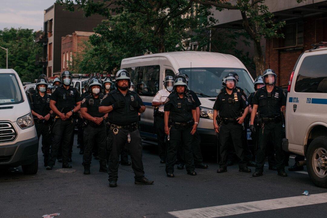 New NYC Policing Rules Will Get People Hurt, Cops and Experts Say