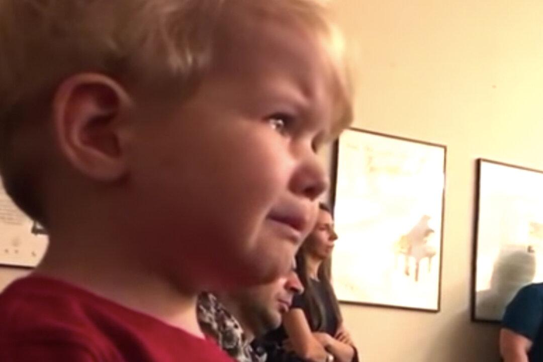 Toddler Moved to Tears Hearing Beethoven’s Moonlight Sonata at His Sister’s Piano Recital