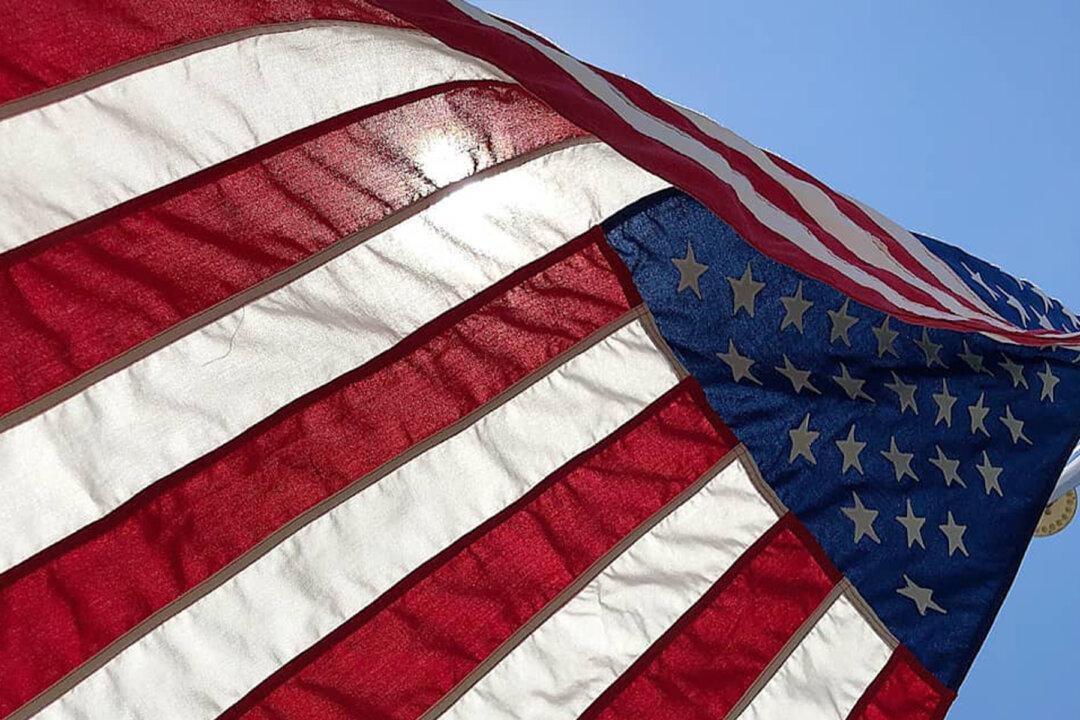 Green Beret Designs First-Ever Fireproof American Flag Made of Kevlar to Withstand Rioters