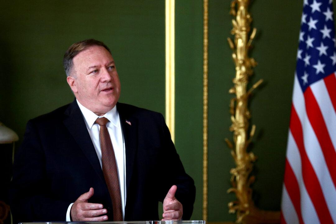 Pompeo Condemns HK Government Decision to Postpone Election