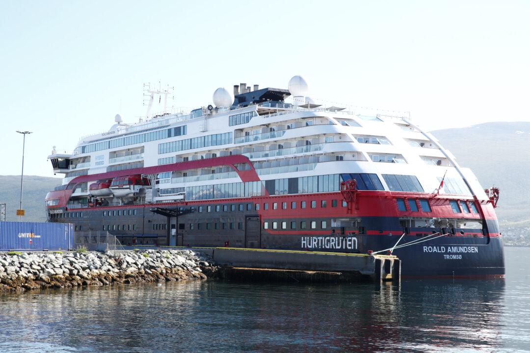 Norway’s Hurtigruten Halts Cruises After COVID-19 Outbreak