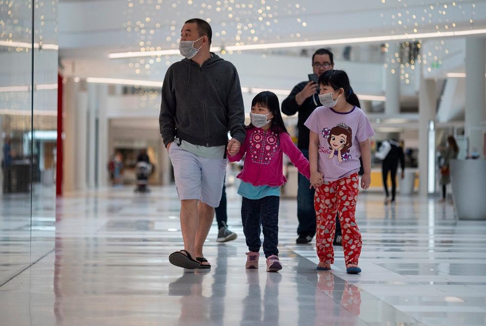 Minnesota Governor Sued by Voters Over Contradictory Mask Laws