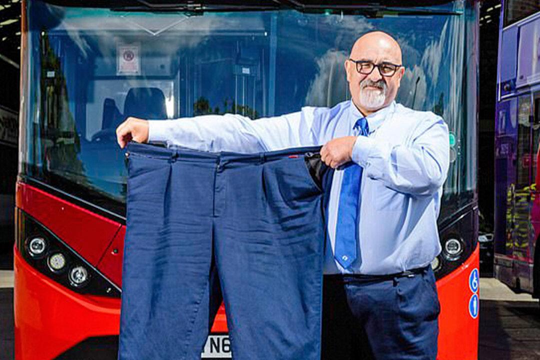 Bus Driver Who Ate Over 8,000 Calories a Day Was Furloughed for Being Obese, Sheds 80 lb
