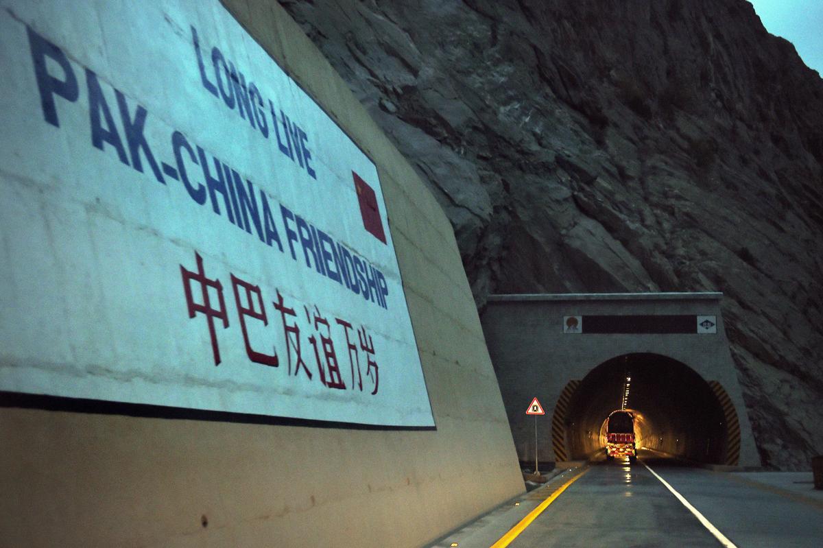 India Blasts China and Pakistan for Inviting Other Countries to Participate on Economic Corridor Projects