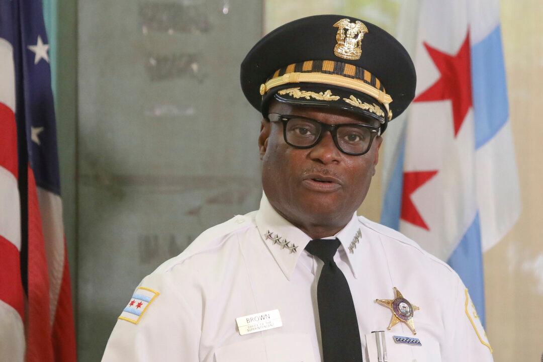 Chicago Police Officer Shot by Domestic Violence Suspect