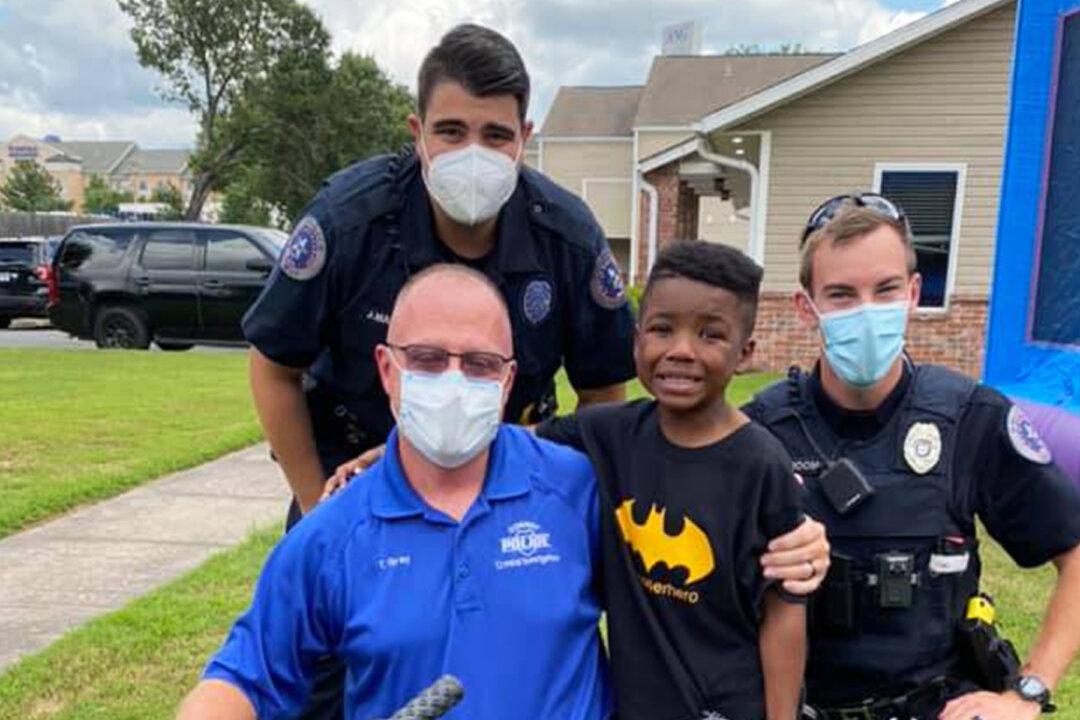 Conway Police Department and Residents Gift Boy New Bicycle After His Was Stolen