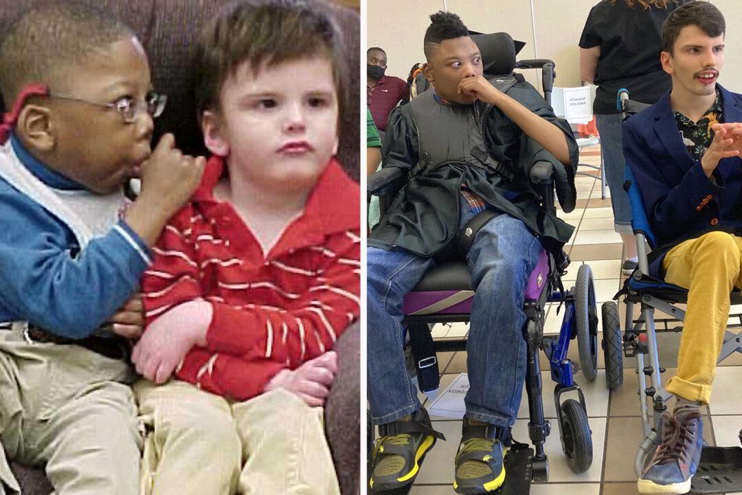 Two Special-Needs Best Friends With Low Life Expectancy Graduate High School Side by Side