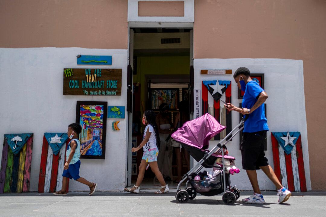 Democrat-Led House Bill Would Give Puerto Rico Path to Statehood, Independence