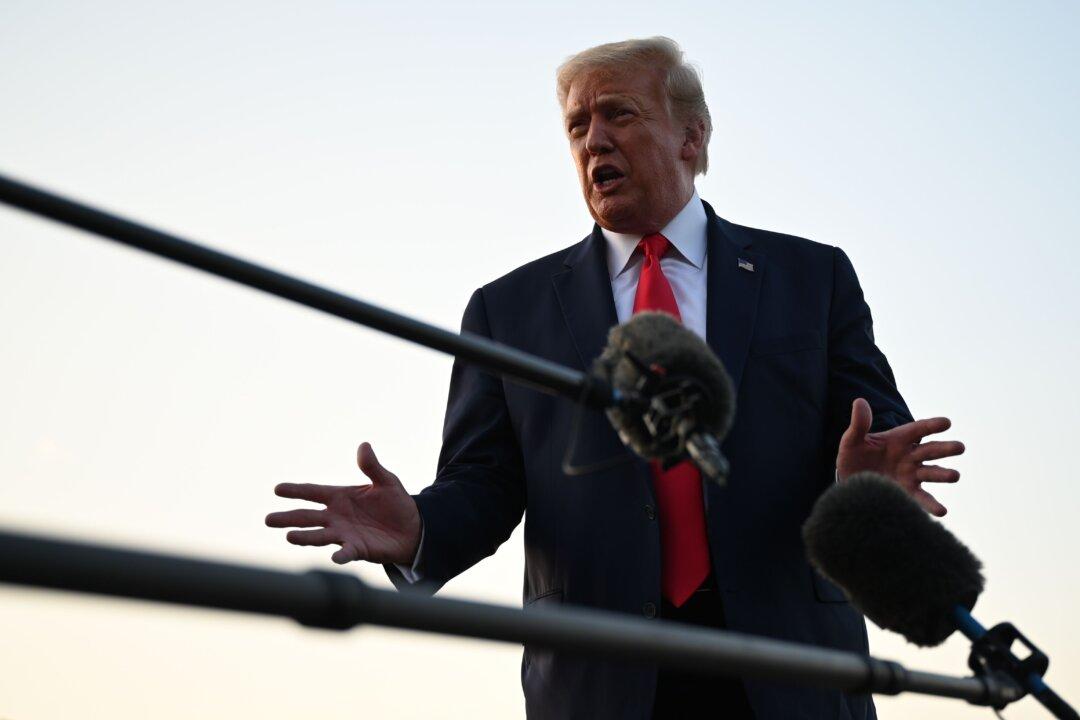 Trump: Some States May ‘Pay Nothing’ for Bolstered Unemployment