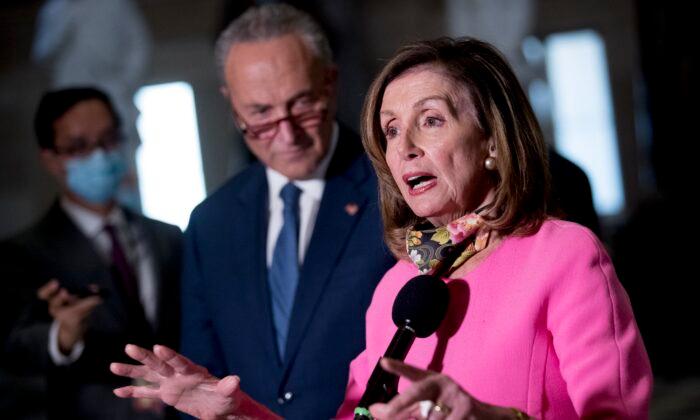 Pelosi ‘Hopeful’ on Stimulus as Negotiations Continue Into Weekend