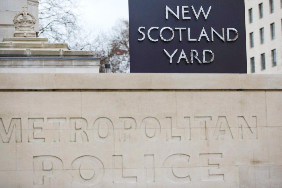 UK Police Commissioner Defends Officers Accused of Racial Profiling