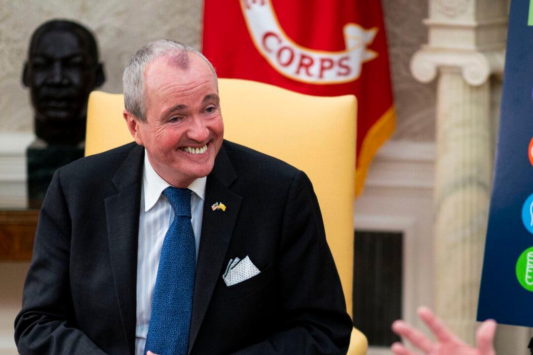 New Jersey Governor Says Schools, Colleges to Reopen For In-Person Learning