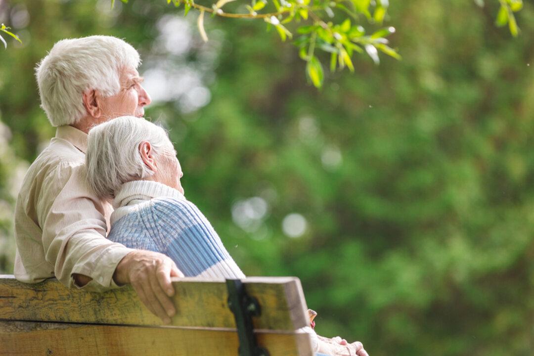 Husband and Wife Married 80 Years, Born 4 Days Apart, Celebrate 100th Birthdays Together