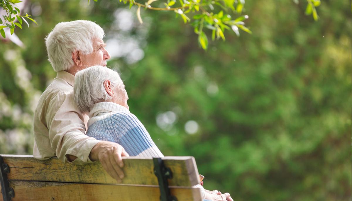 Husband and Wife Married 80 Years, Born 4 Days Apart, Celebrate 100th Birthdays Together