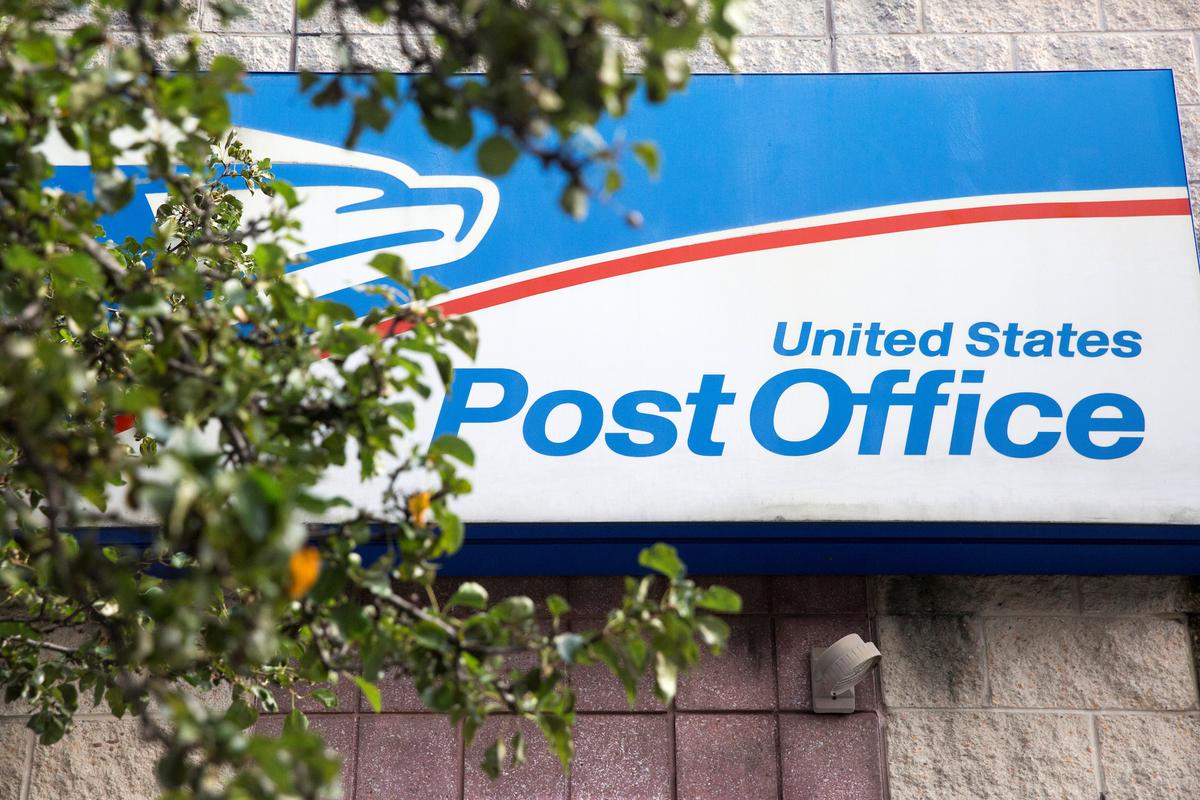 EXCLUSIVE: Postal Inspectors Have Used iPhone Hacking Tools Hundreds of Times