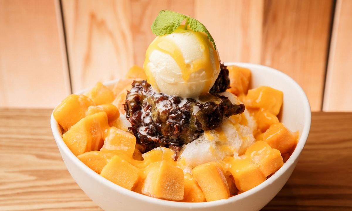 Patbingsu (Korean Red Bean Shaved Ice)