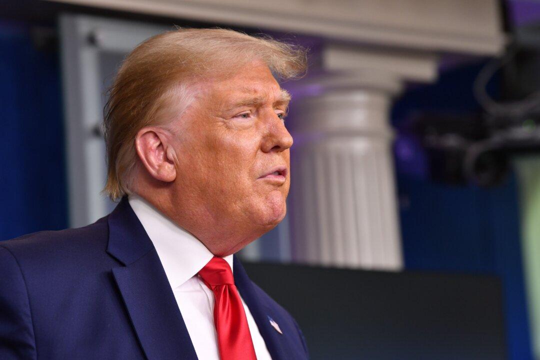 Trump Vows to Set Up Tax Credits for US Firms That Shift Jobs Back From China