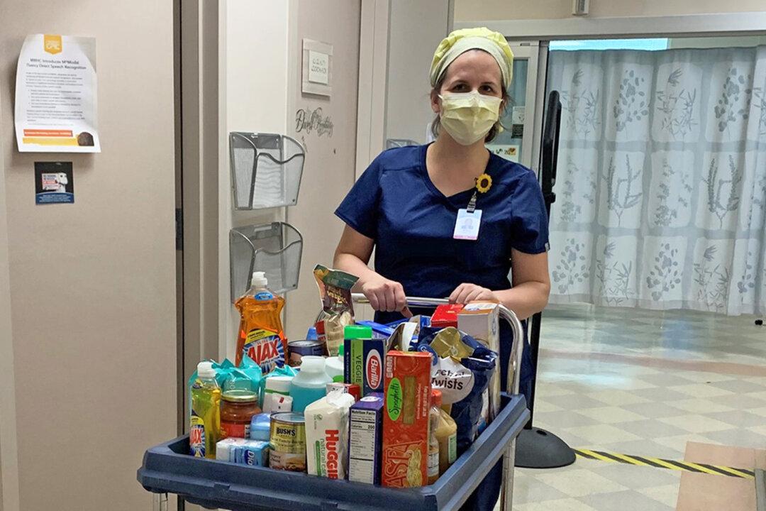 ICU Nurse Starts Free Pantry at Hospital to Help Health Care Workers in Need Amid Pandemic