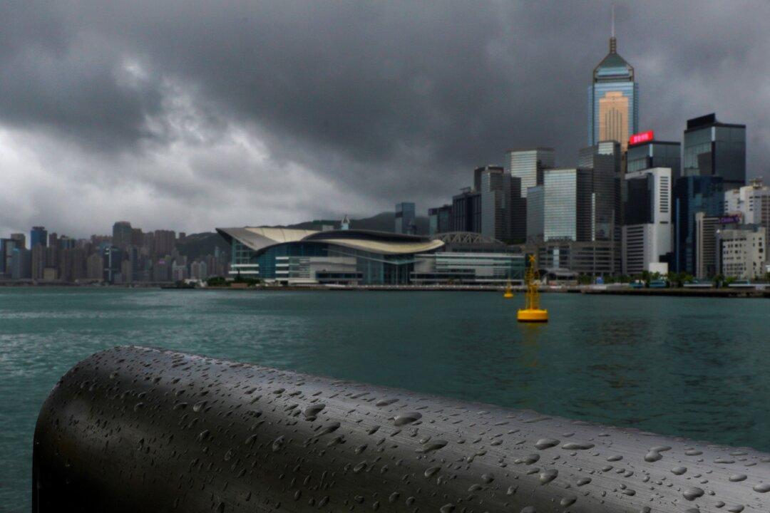US Suspends Extradition, Tax Agreements With Hong Kong