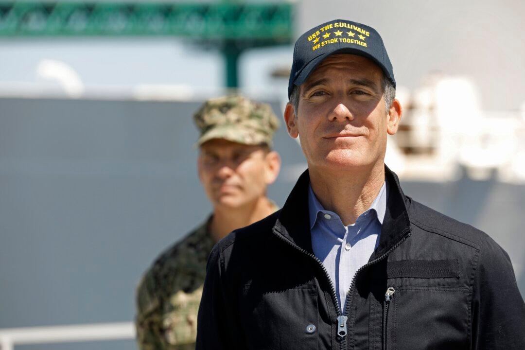 LA Mayor Authorizes Disconnect of Power to House Over Parties