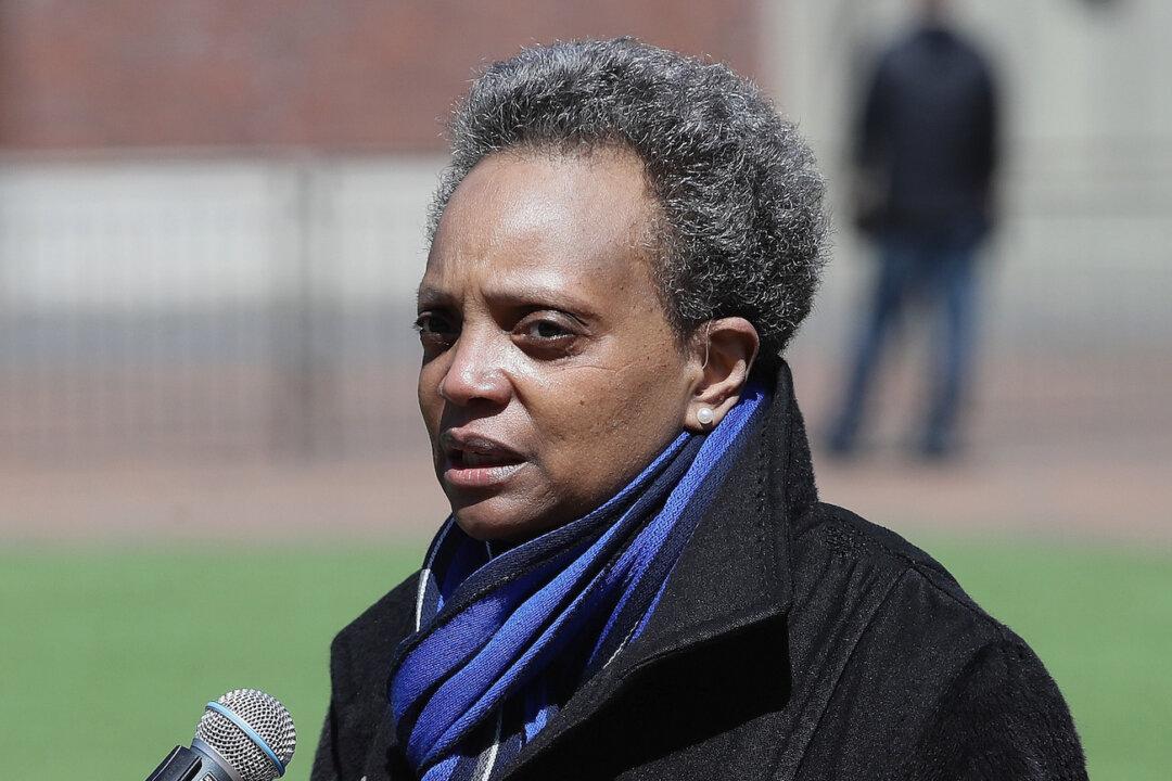 O’Hare ‘Out of Control’: Chicago Airport Gets Flooded by Homeless People, Staff Feel Unsafe