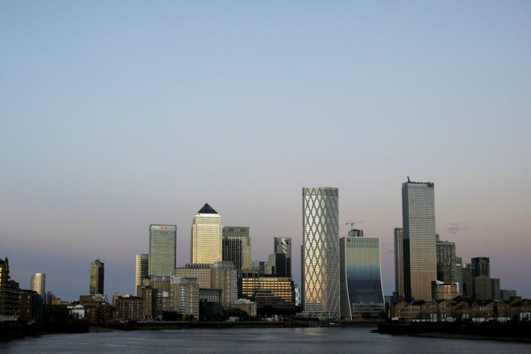 One in Four UK Companies Plan to Lay Off Staff if Furlough Ends Soon: Survey