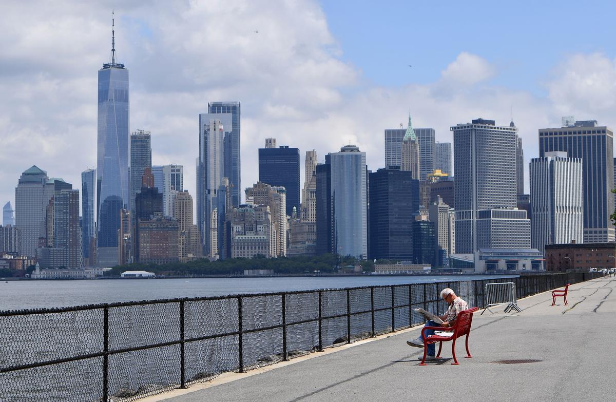 Americans Continue to Flee States With Higher Taxes