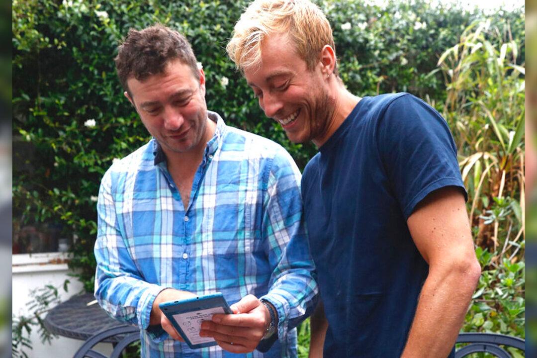 Sons Use E-books to Help Virus-Stricken Dad and Other COVID-19 Patients