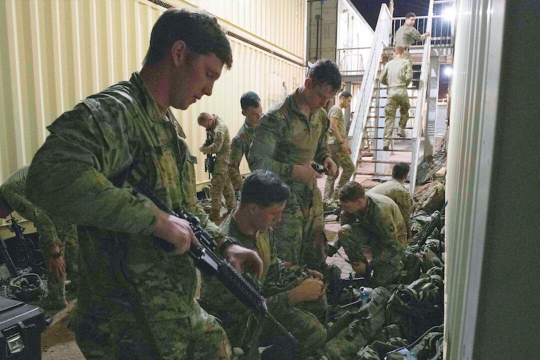 112 Soldiers From Army’s Legendary 101st Airborne Return From Africa to Their Families