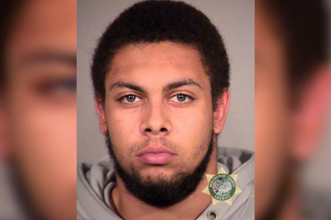 Portland Man Assaulted, Intimidated Federal Employee Near US Courthouse: Charges