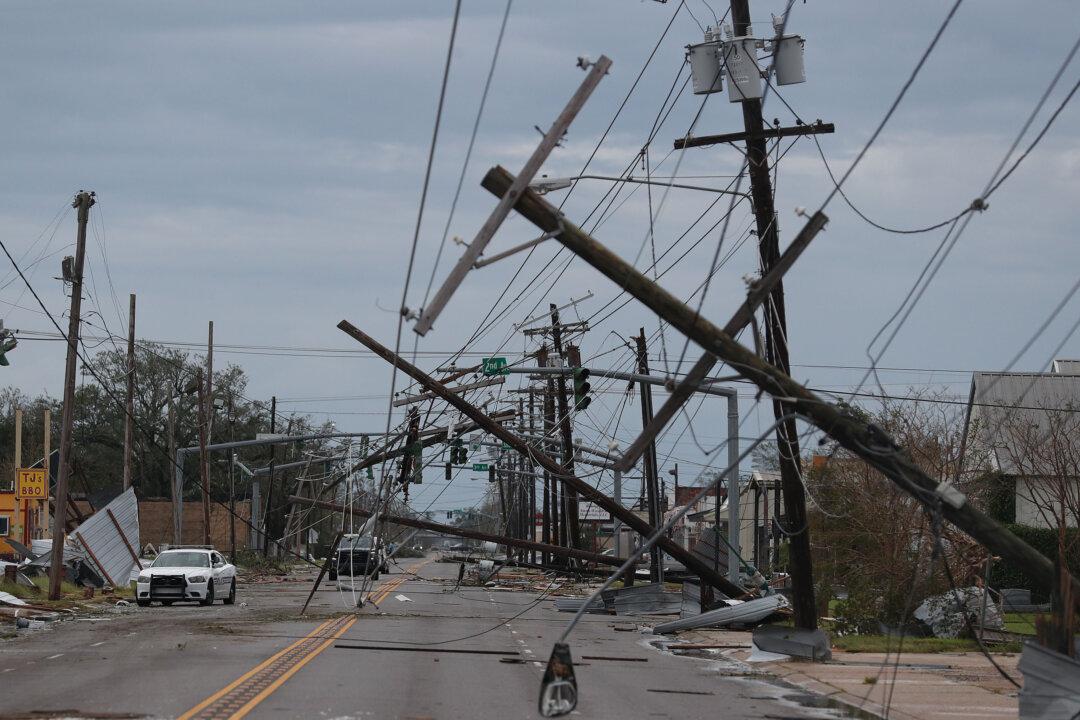 Hurricane Laura Slams Louisiana, Homeland Security Chief Says Storm Still Dangerous