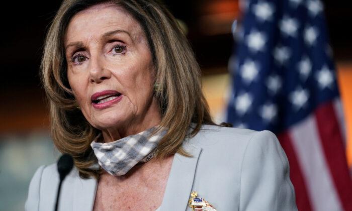 Pelosi Defends Rejection of White House’s $1.8 Trillion Package, Supporting Smaller One