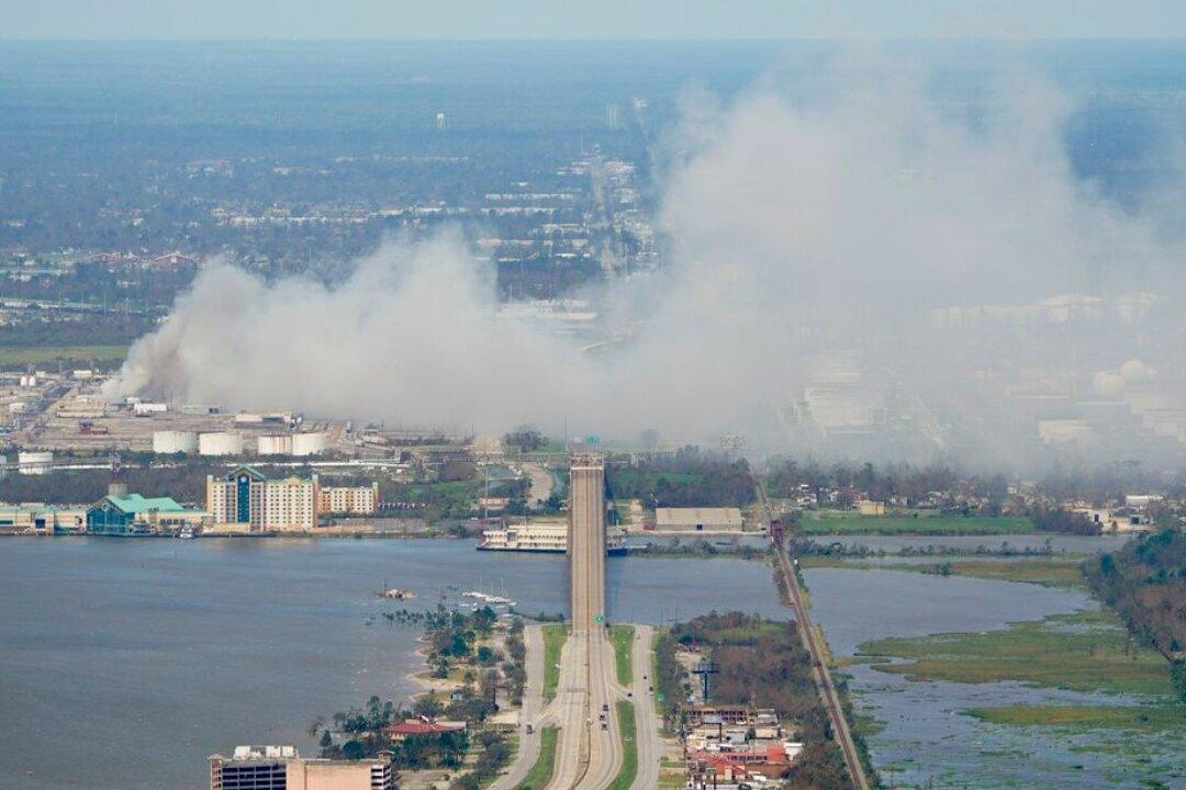 Key Air Monitors Offline After Laura Hits Louisiana Gas Hub