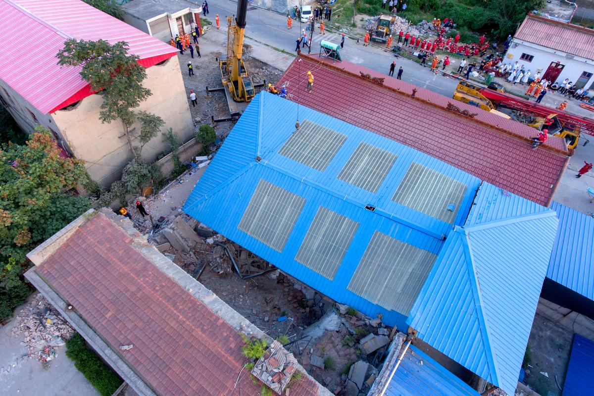Restaurant in Northern China Collapses During Birthday Party, Killing 29