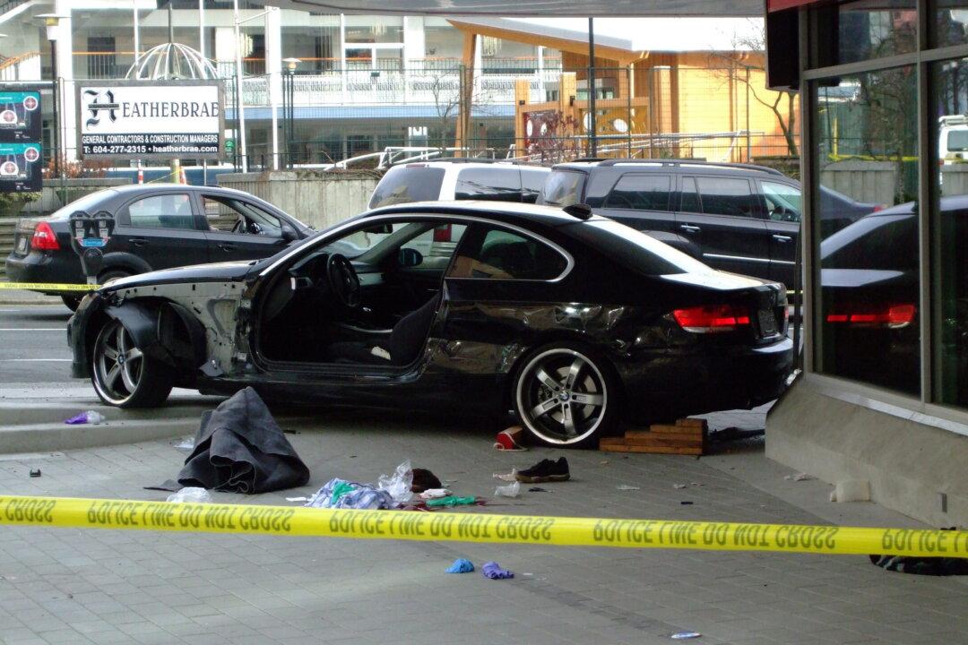Police Arrest Teen Who Allegedly Stole Car in Etobicoke and Crashed on Gardiner