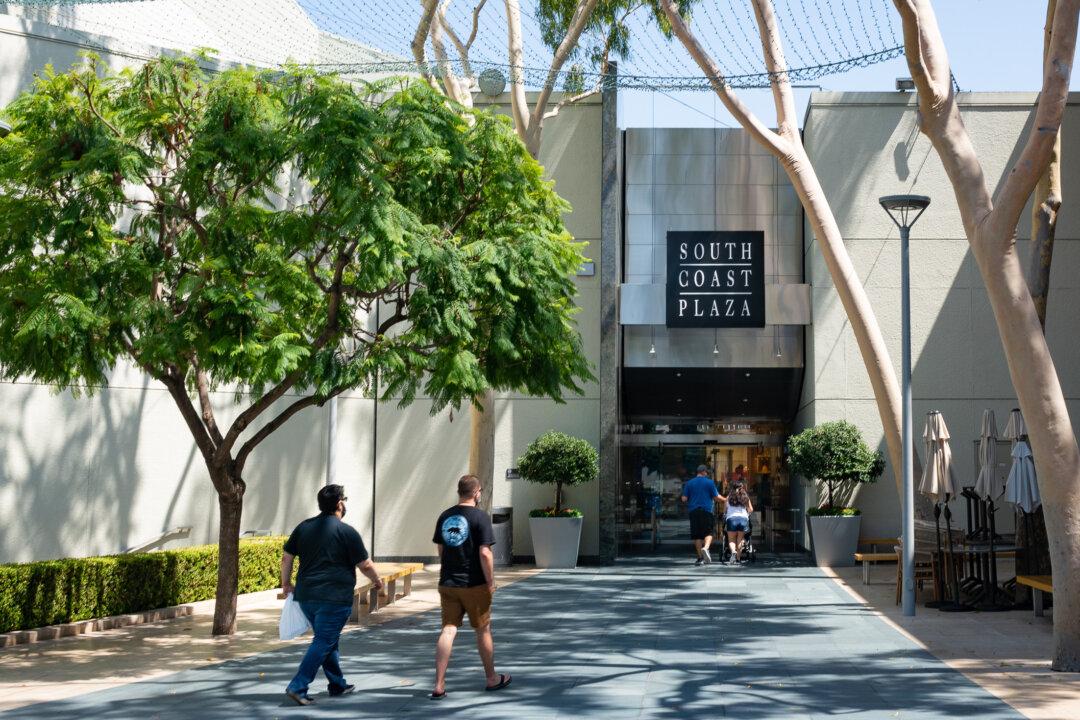 Largest Mall in Orange County Reopens After COVID-19 Shutdown