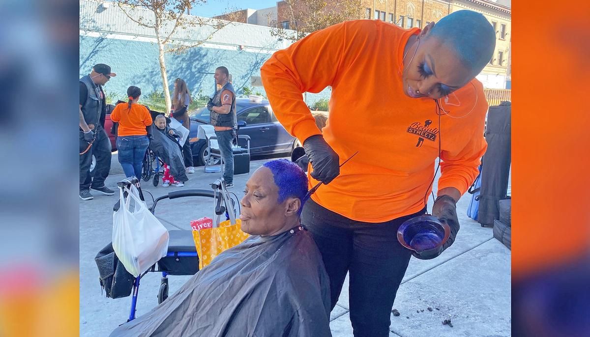 Woman Who Gives Free Makeovers to the Homeless Continues to Support Them Amid Pandemic
