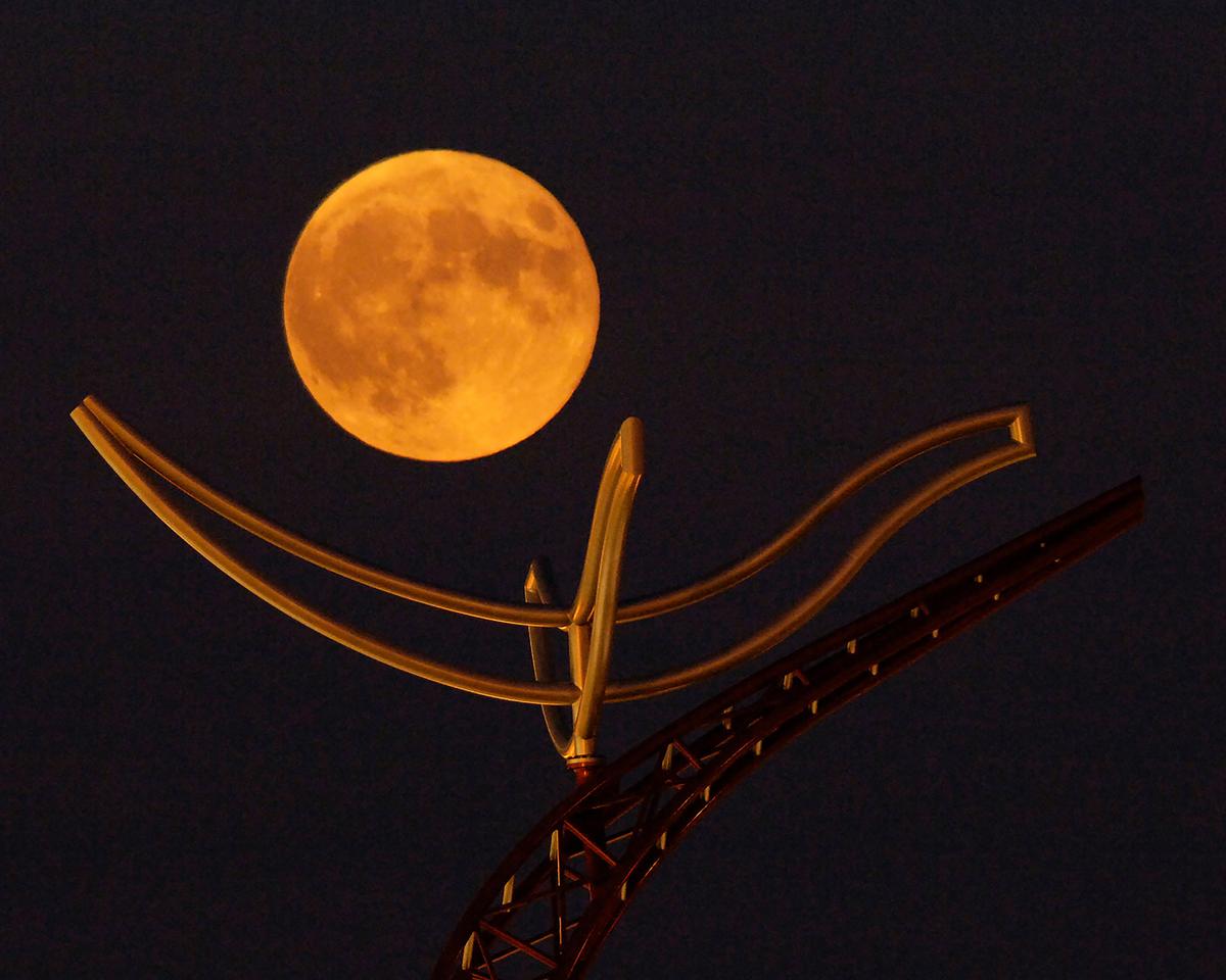 The Full ‘Corn Moon’ Will Grace the Night Sky Starting Tonight–Here’s the Best Time to View It